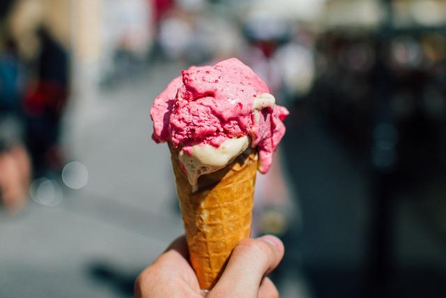 Jak si vyrobit veganskou zmrzlinu bez zmrzlináře